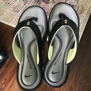 Nike Flip Flops